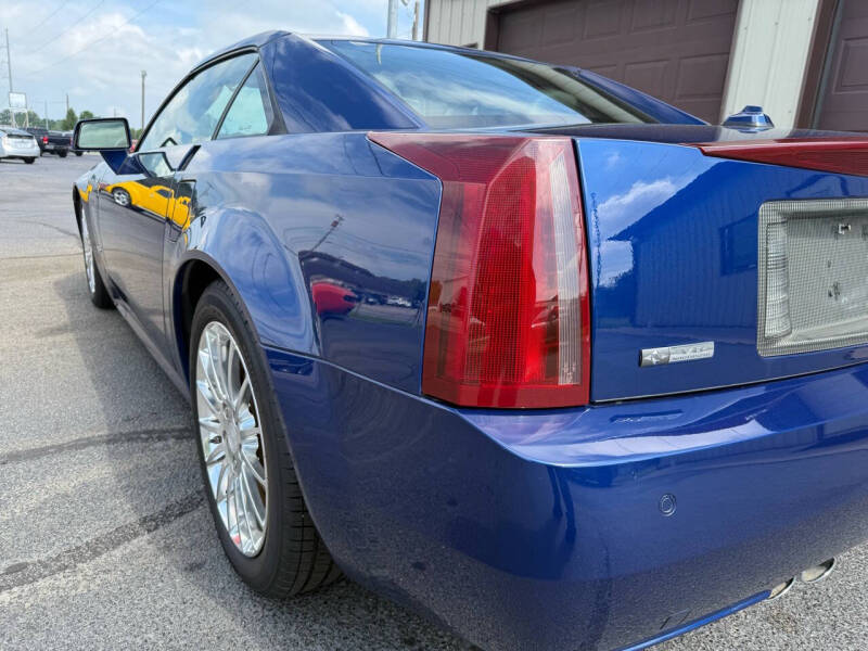 2005 Cadillac XLR