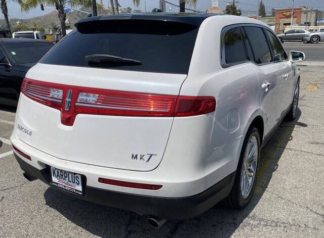 2019 Lincoln MKT Reserve