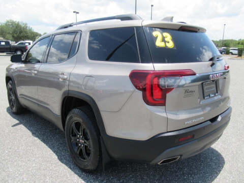 2023 GMC Acadia AT4