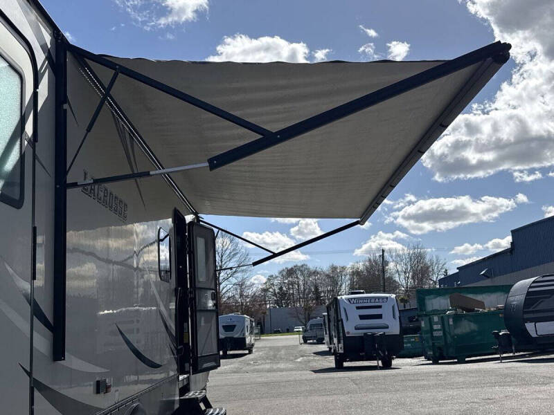 2019 Prime Time RV Lacrosse
