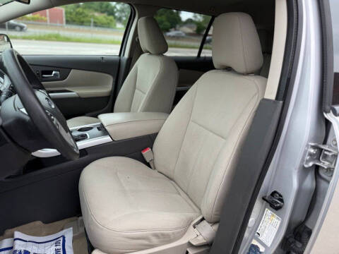 2012 Ford Edge SE
