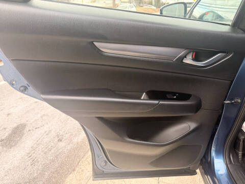 2017 Mazda CX-5 Sport