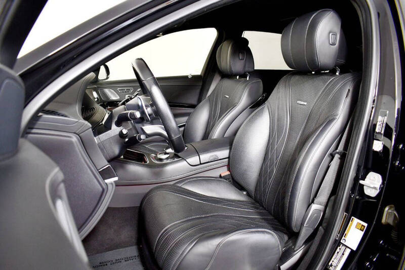 2017 Mercedes-Benz S-Class AMG S 63