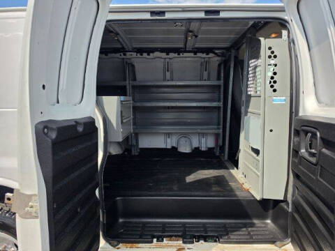 2017 GMC Savana 2500