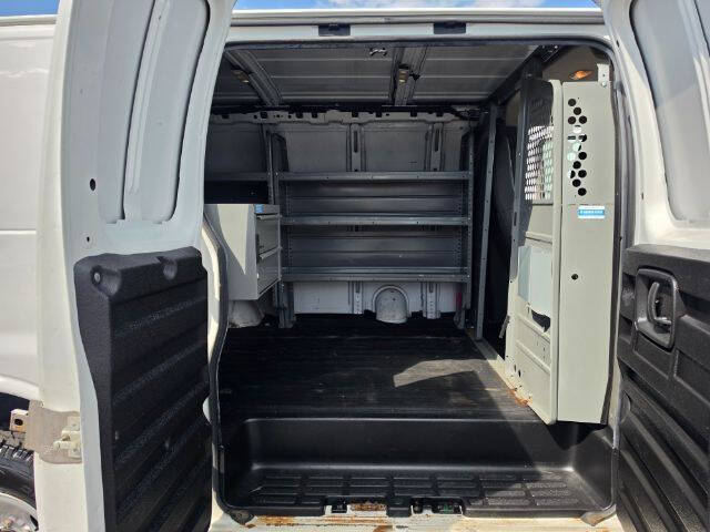 2017 GMC Savana 2500