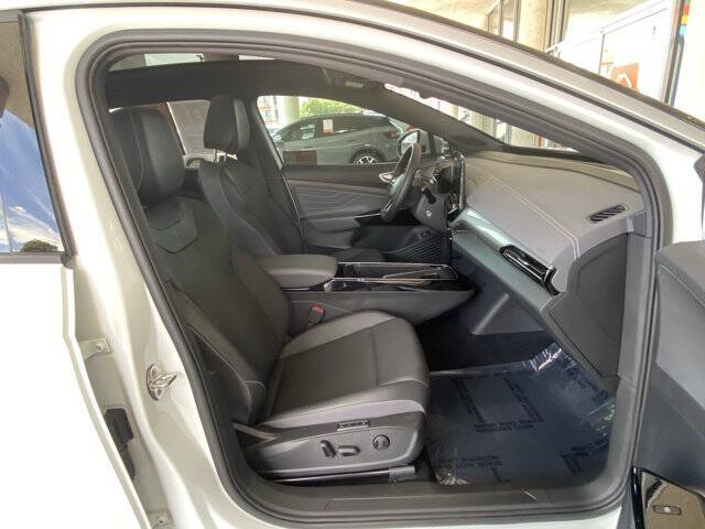 2023 Volkswagen ID.4 Pro S Plus
