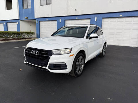 2020 Audi Q5 quattro Titanium Premium 45 TFSI