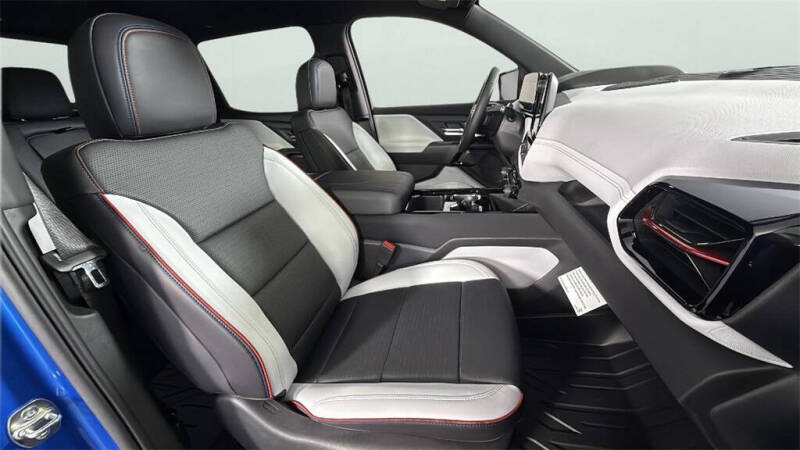 2025 Chevrolet Silverado EV RST