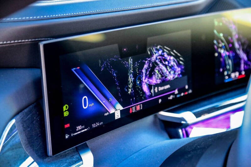 2025 BMW 7 Series 760i xDrive