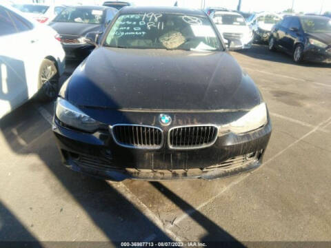 2014 BMW 3 Series 320i