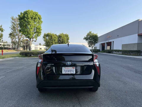 2016 Toyota Prius Three
