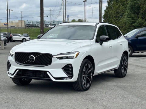 2026 Volvo XC60 B5 Plus