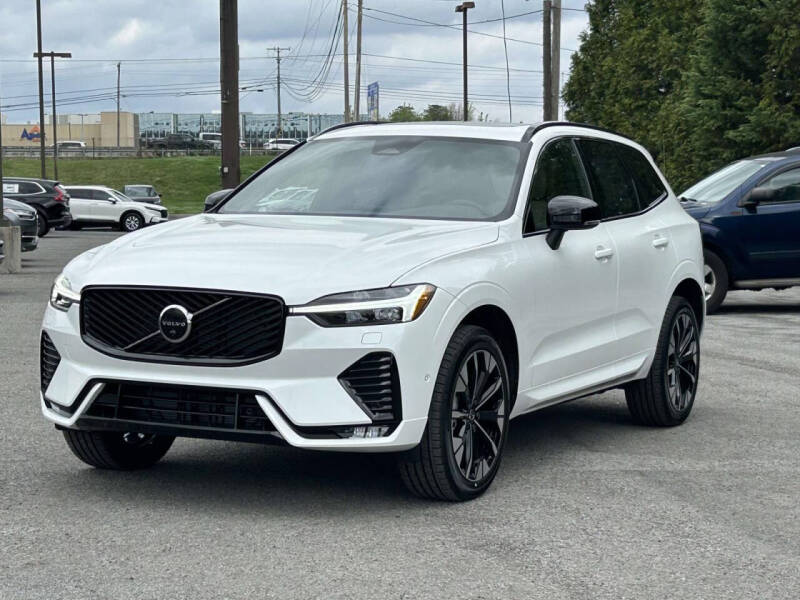 2026 Volvo XC60 B5 Plus