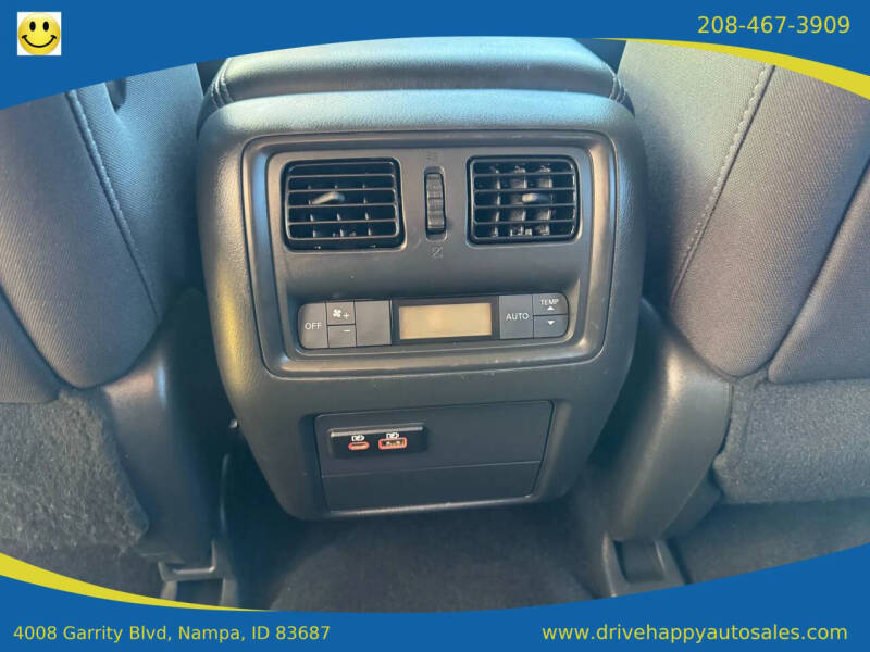 2020 Nissan Pathfinder S