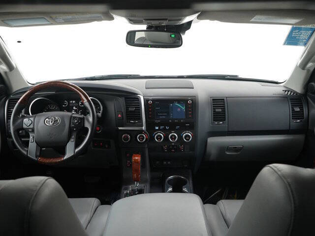 2021 Toyota Sequoia Platinum