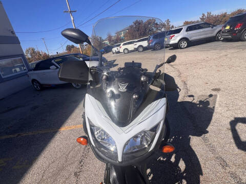 2014 Suzuki VSTROM