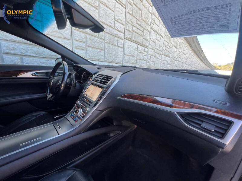 2017 Lincoln MKZ Reserve