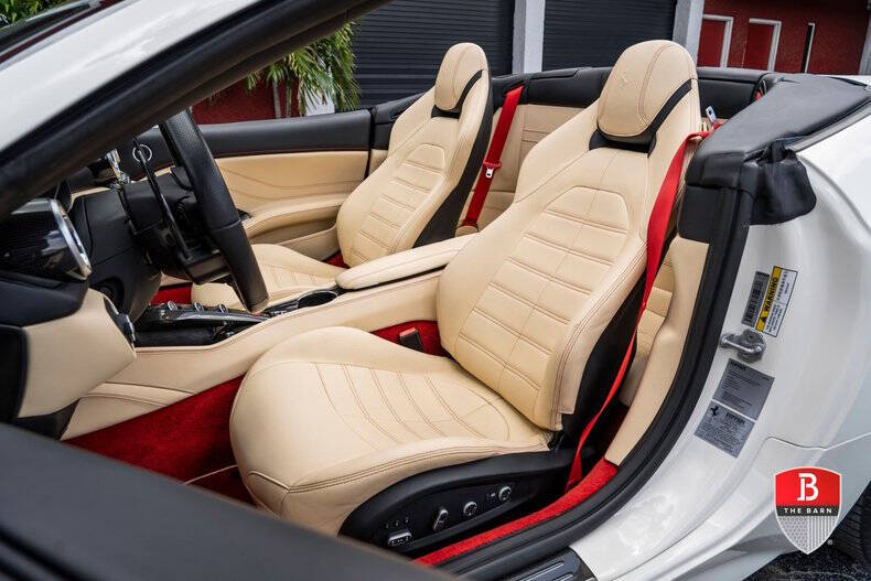 Off white 2017 Ferrari California T Base Convertible 2dr Convertible 2