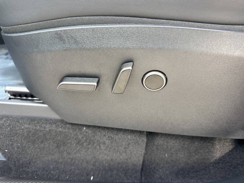 2024 Tesla Model Y Performance