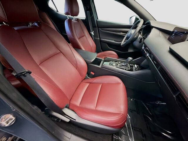 2025 Mazda Mazda3 Hatchback 2.5 S Carbon Edition