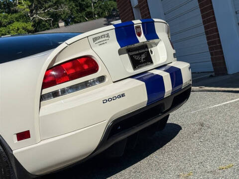 2006 Dodge Viper SRT-10