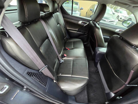 2011 Lexus CT 200h Premium