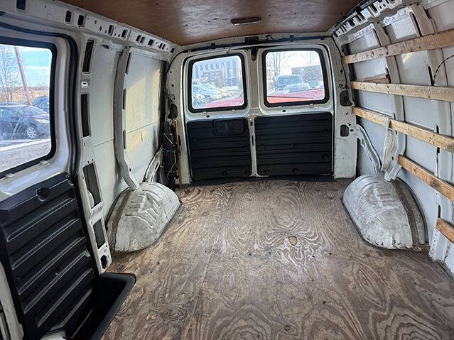 2004 Chevrolet Express 2500