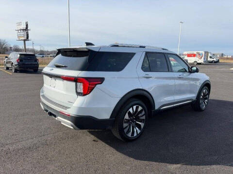 2025 Ford Explorer Platinum