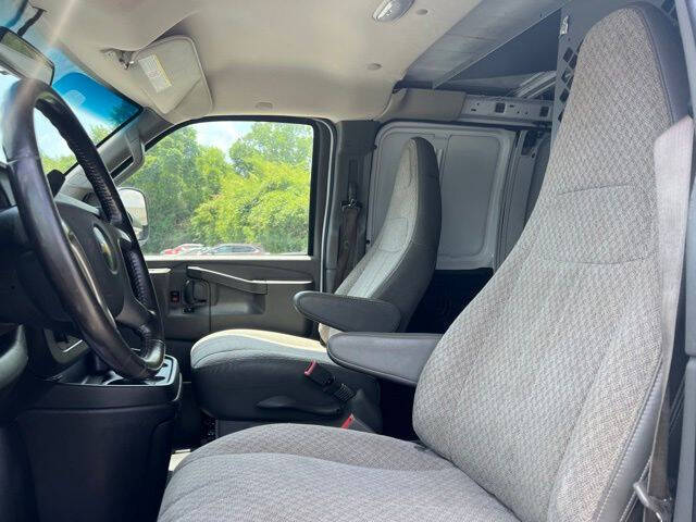 ChevroletExpress12