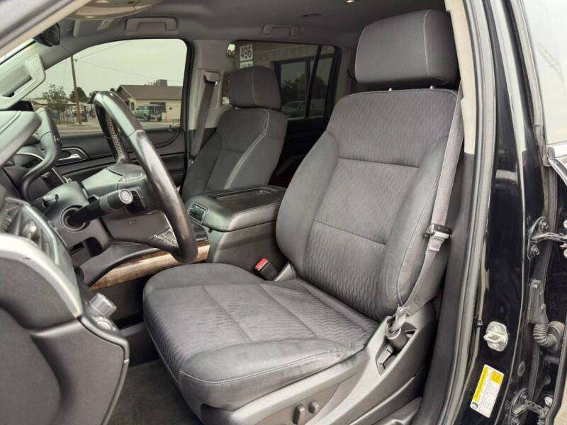 2015 Chevrolet Suburban LS