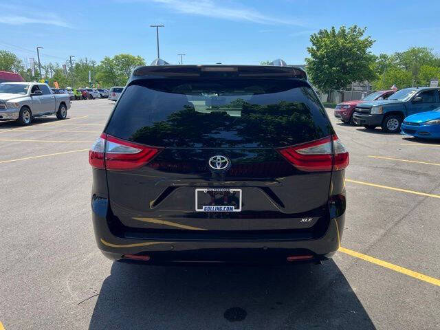2017 Toyota Sienna