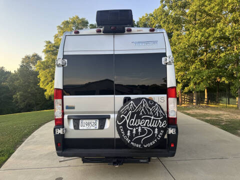 2022 Winnebago Solis 59PX