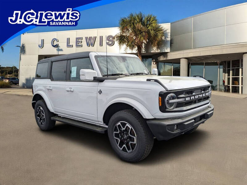 2024 Ford Bronco Outer Banks