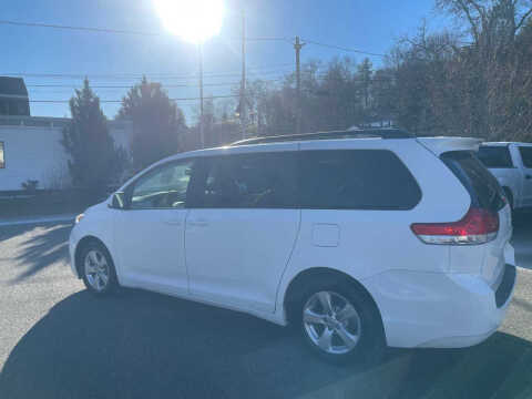 2011 Toyota Sienna