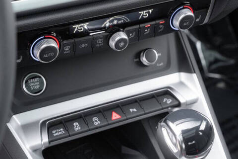 2025 Audi Q3 quattro S line Premium 45 TFSI