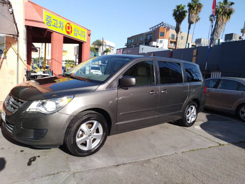 2010 Volkswagen Routan for sale at Western Motors Inc in Los Angeles CA