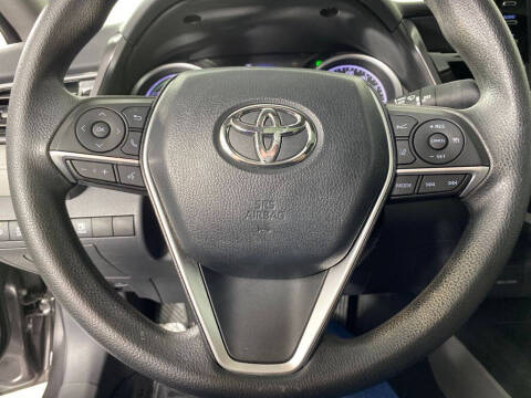2024 Toyota Camry Hybrid LE