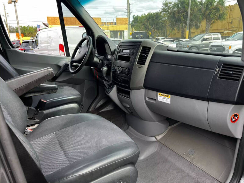 2013 Mercedes-Benz Sprinter 2500