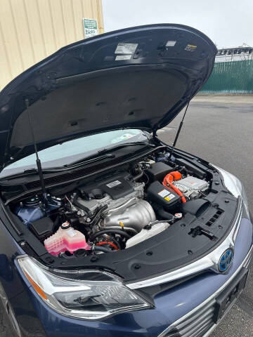 2018 Toyota Avalon Hybrid XLE Premium