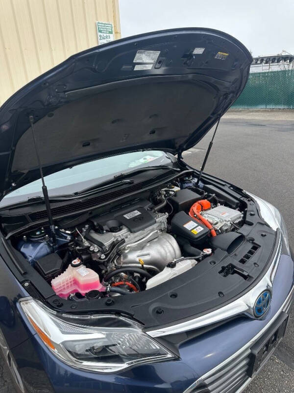 2018 Toyota Avalon Hybrid XLE Premium