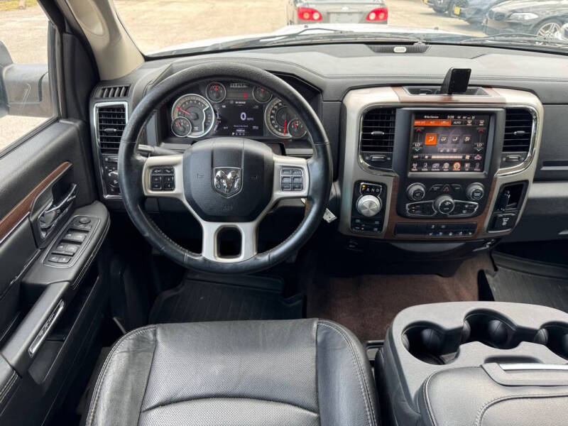 2014 RAM 1500 Laramie