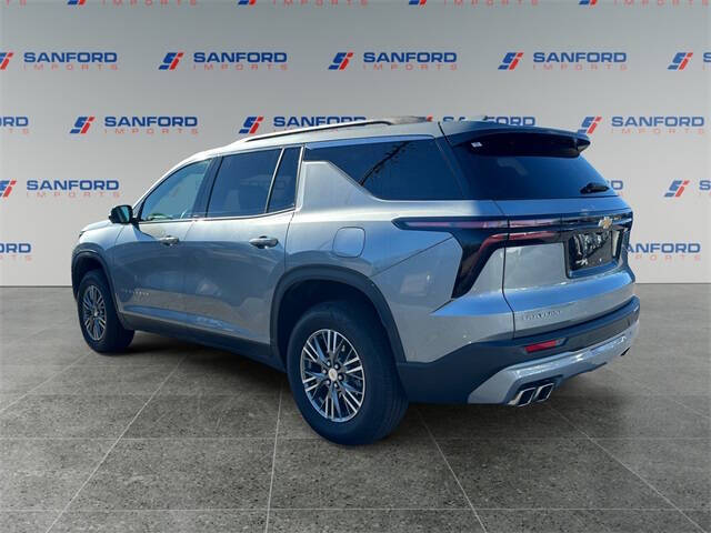 2024 Chevrolet Traverse LT