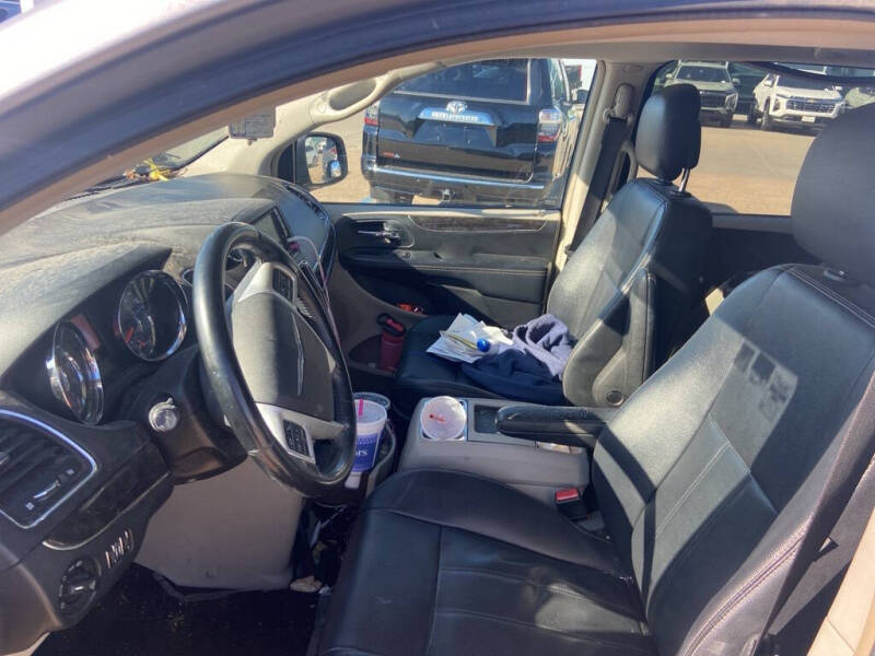 2014 Chrysler Town and Country Touring