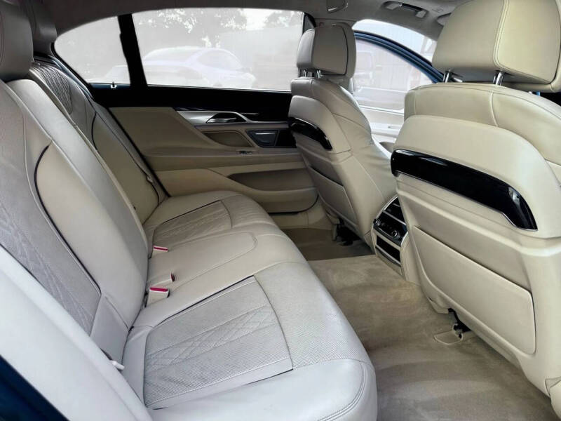 2016 BMW 7 Series 740i