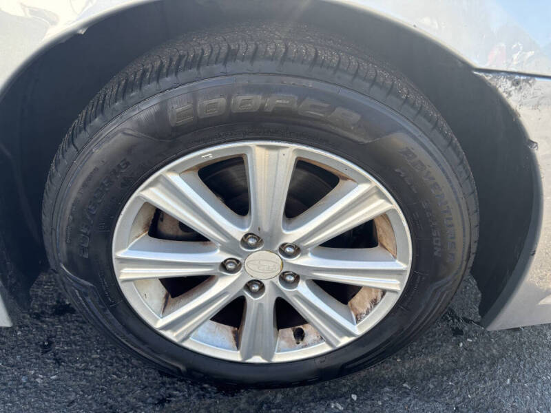 2011 Subaru Legacy 2.5i Premium