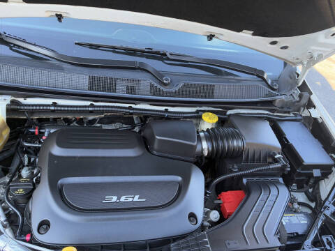 2017 Chrysler Pacifica Touring-L Plus