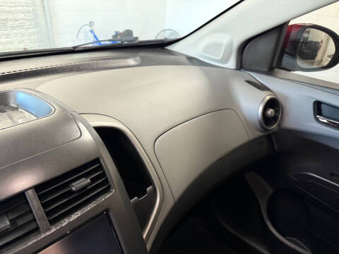 2015 Chevrolet Sonic LT Auto