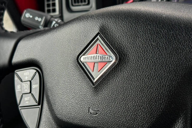 2025 International MV607