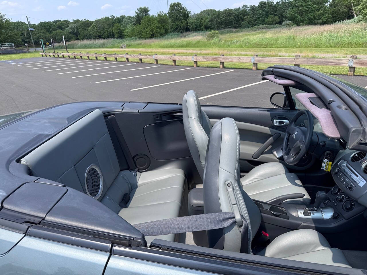 2007 Mitsubishi Eclipse Spyder 32