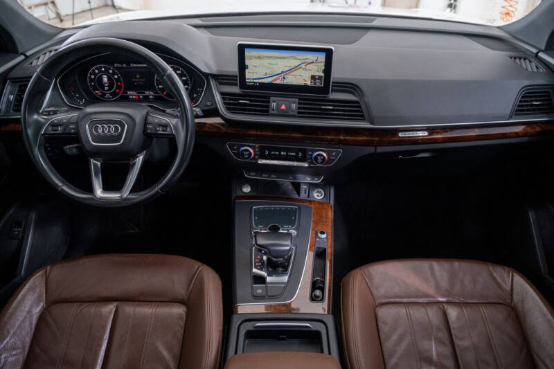 2018 Audi Q5 2.0T quattro Premium Plus